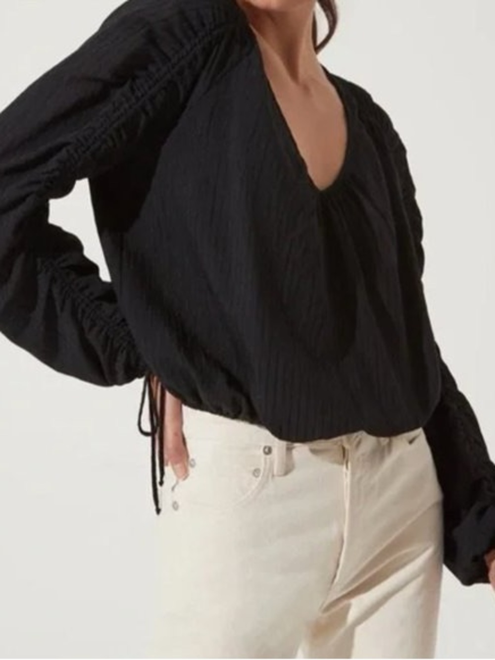 *ASTR* Black V-Neck Pleated Ruched Long Puff Sleeve Blouse NWT Size Large